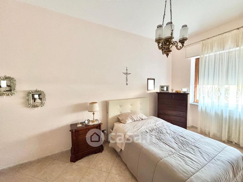 Quadrilocale in Via Appia 8 — foto 17 di 26