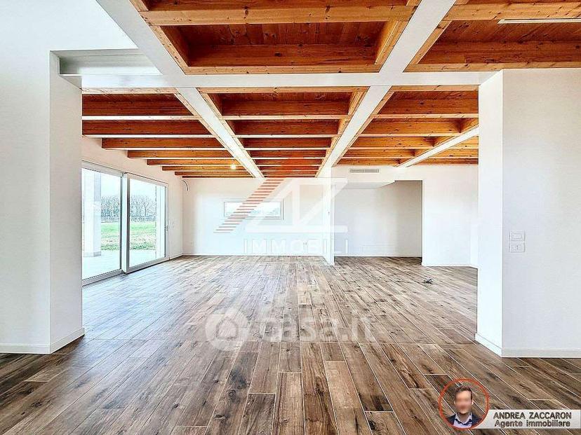 Villa in Via Larghe Ongaresca — foto 3 di 43