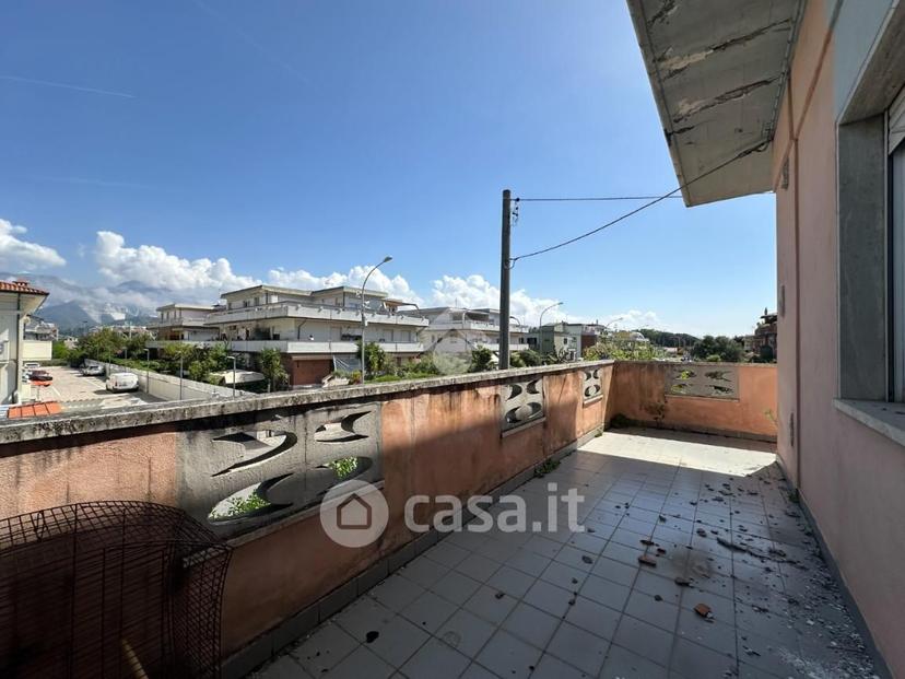 Trilocale in Via delle Pinete 50 — foto 7 di 33