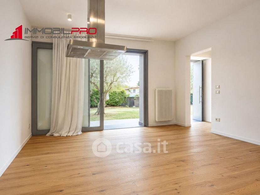 Trilocale in Via San G. Bosco 65 — foto 12 di 31