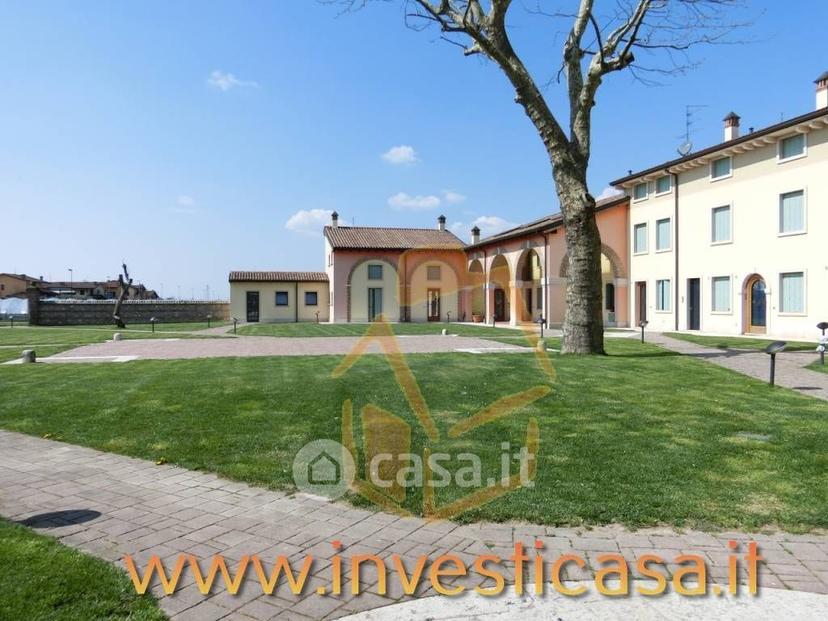Trilocale in Via Verona 55 — foto 7 di 8