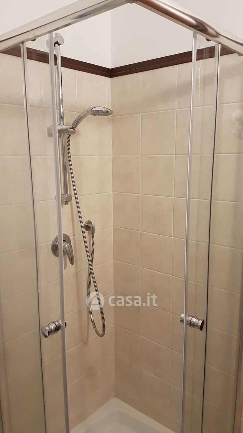 Stanza in Via Giacomo Battistini 3 — foto 8 di 16