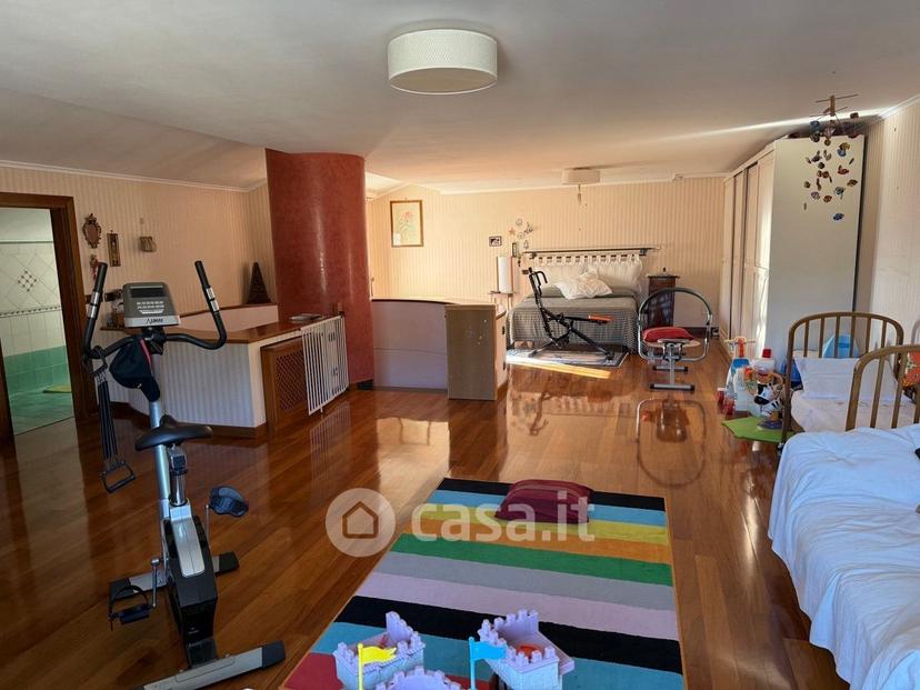 Villa in Via Eschilo — foto 22 di 37