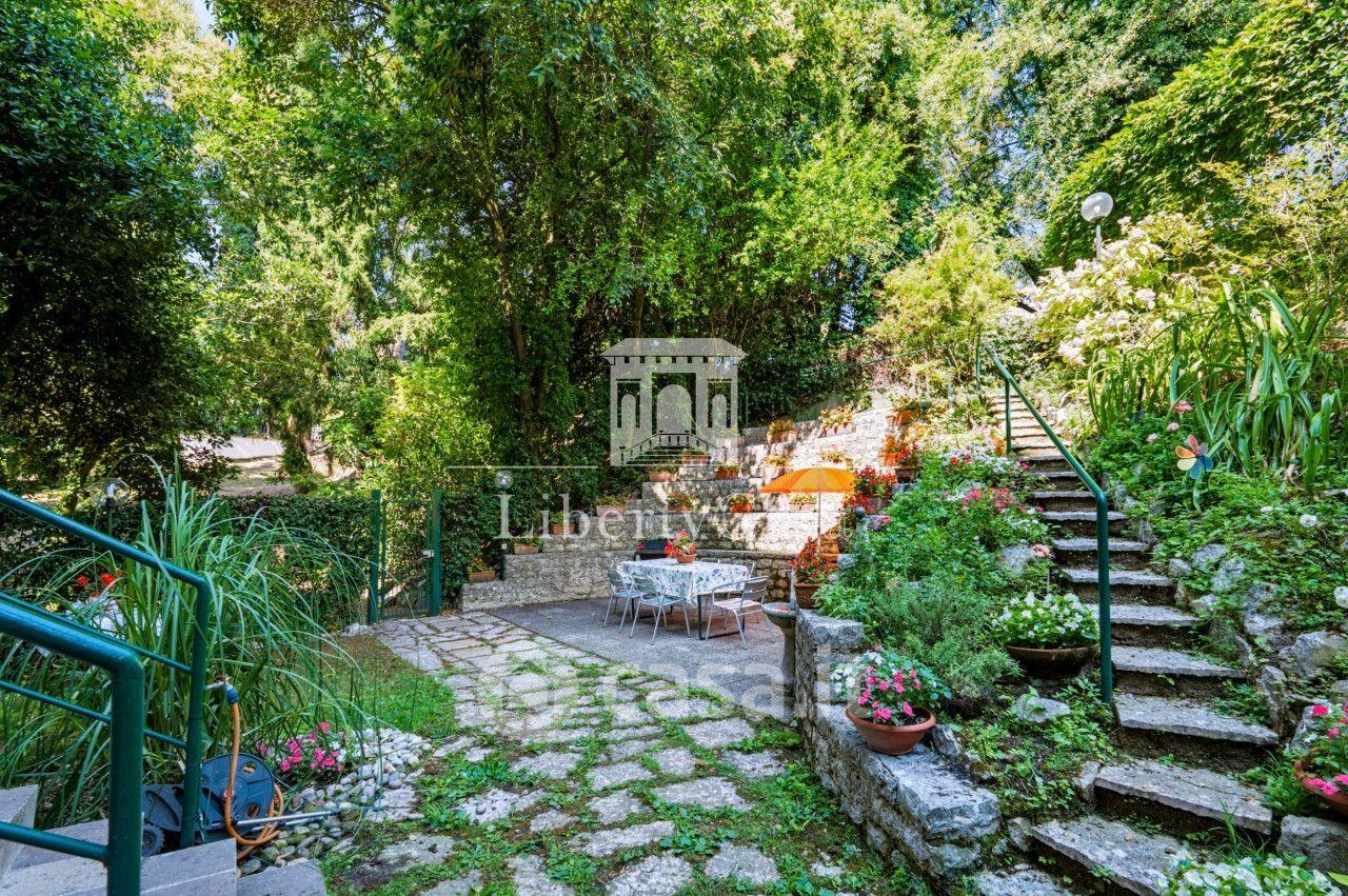 Trilocale in Via al Vittoriale