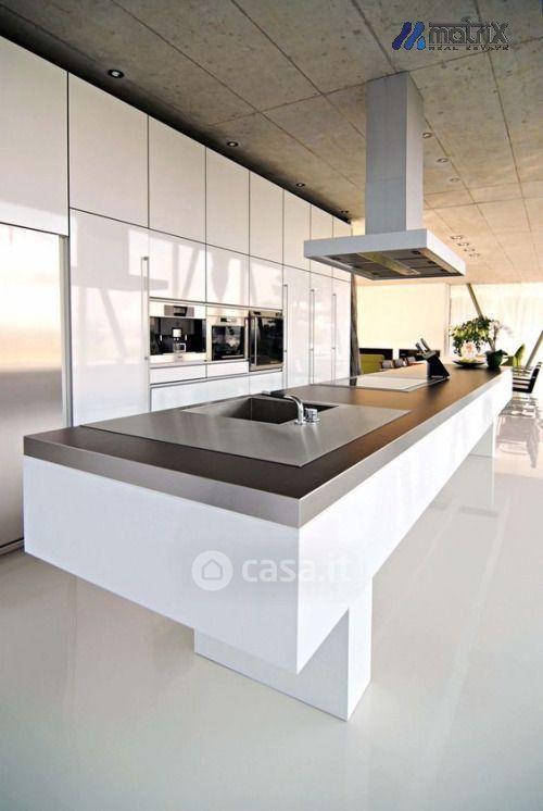 Villa in Via Pasteur 20 — foto 33 di 33