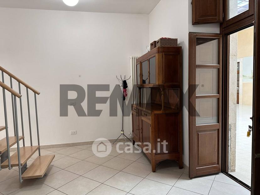 Trilocale in Via delle Grazie 20 — foto 15 di 32