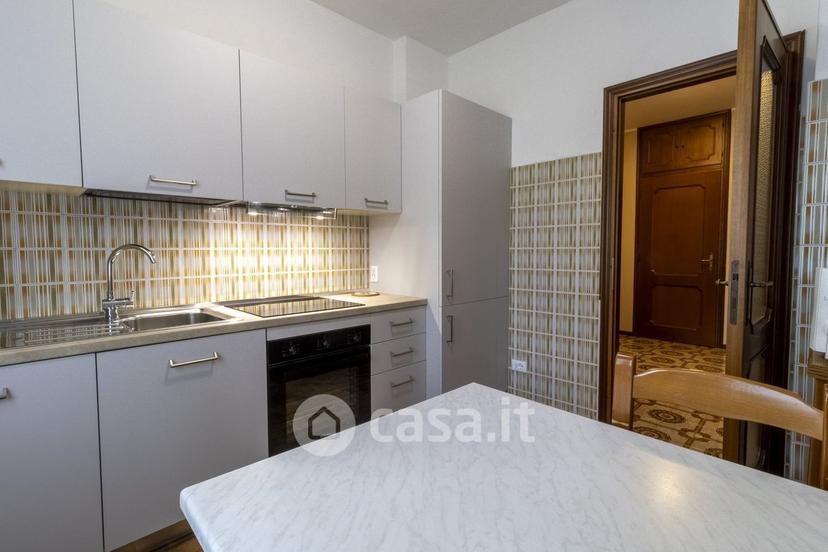 Trilocale in Via Cesare Battisti 36 B — foto 5 di 25