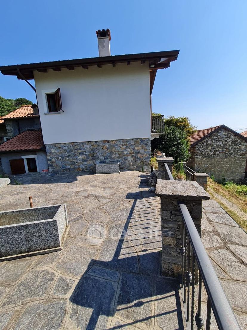 Villa in Via Fourmighè — foto 16 di 42