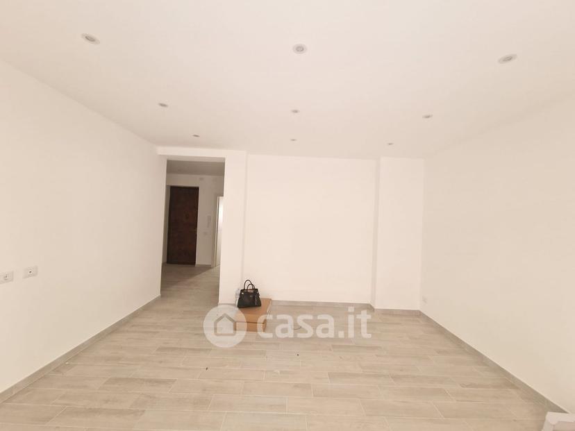Trilocale in Via Vincenzo Riolo — foto 20 di 23