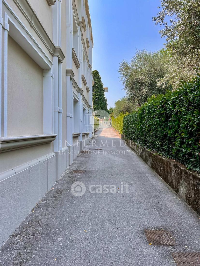 Quadrilocale in Via Lario 2 — foto 16 di 41