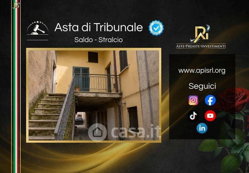 Trilocale in Via Umberto I — foto 10 di 34