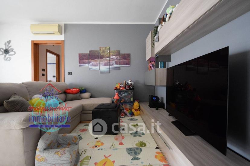Quadrilocale in Via della Costituzione 36 — foto 20 di 25