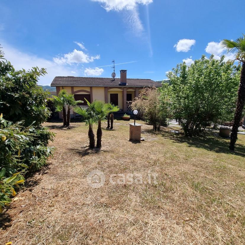 Villa in Via Alessandro Manzoni 32 — foto 14 di 63