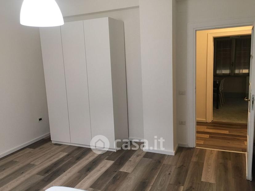 Stanza in Via Perinetto da Benevento 56 — foto 5 di 14