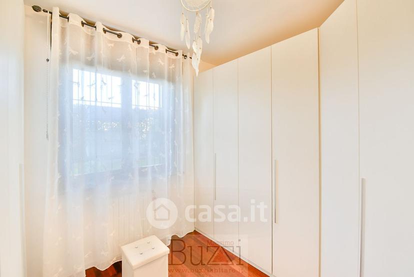Trilocale in Via Francesco Bacone 15 — foto 4 di 35