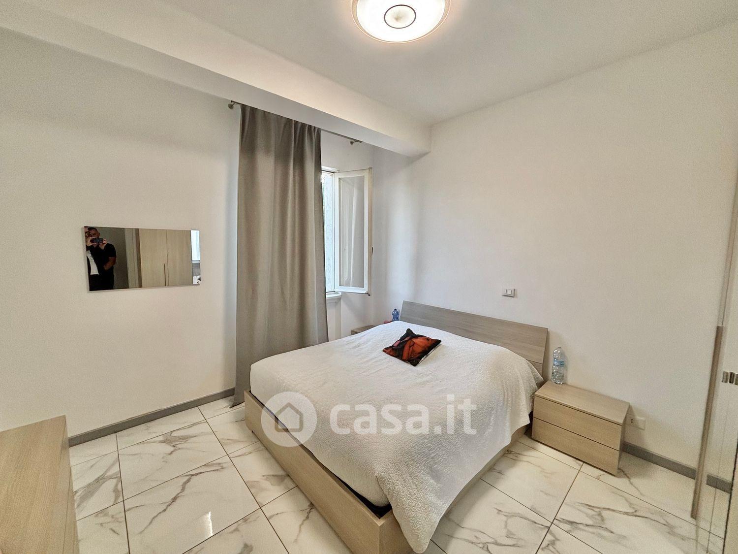 Trilocale in Via Follo