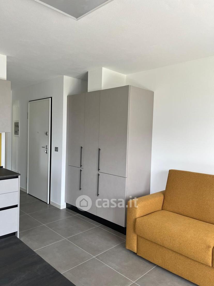 Bilocale in Via Barozzera 5 — foto 7 di 12