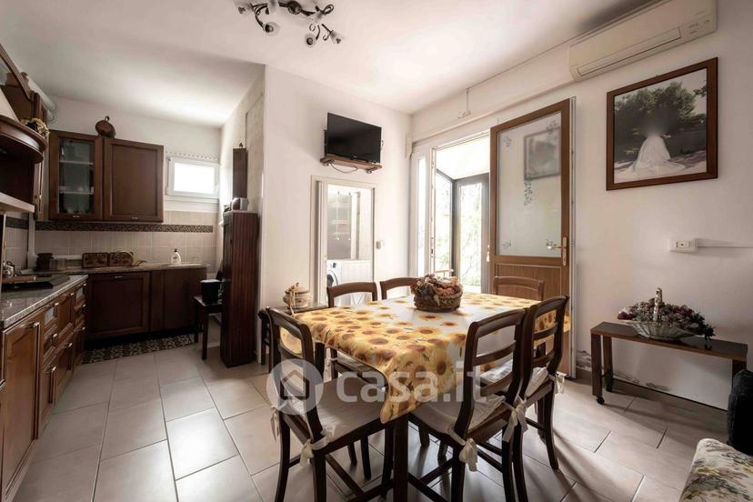 Quadrilocale in Via Cesare Battisti 15 — foto 23 di 35