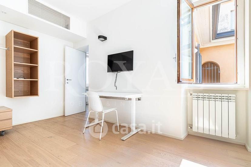 Trilocale in Via Carlo Alberto 15 — foto 30 di 34