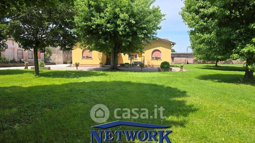 Villa in Via Cerri — foto 3 di 22