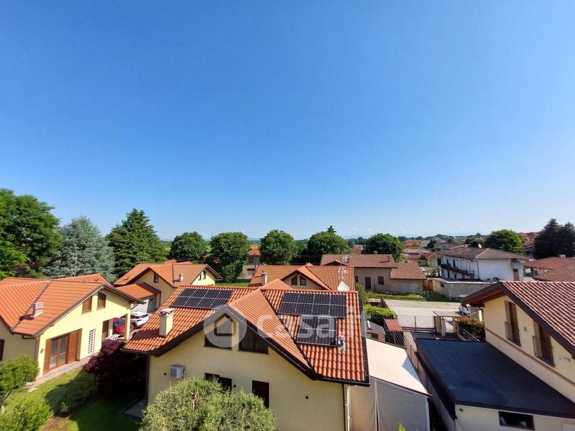 Trilocale in Via Arno 25 — foto 10 di 27