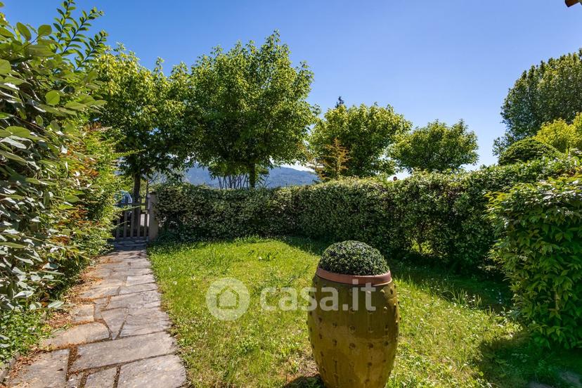 Villa in Via XX Settembre — foto 14 di 28