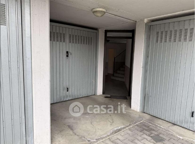Trilocale in Via Claudio Treves 18 — foto 24 di 36
