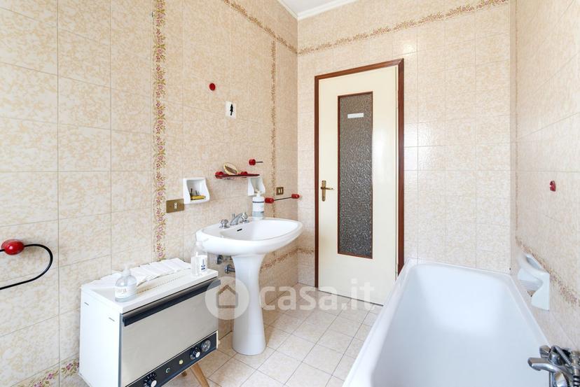Appartamento in Papa Giovanni Ventitreesimo 12 — foto 18 di 32