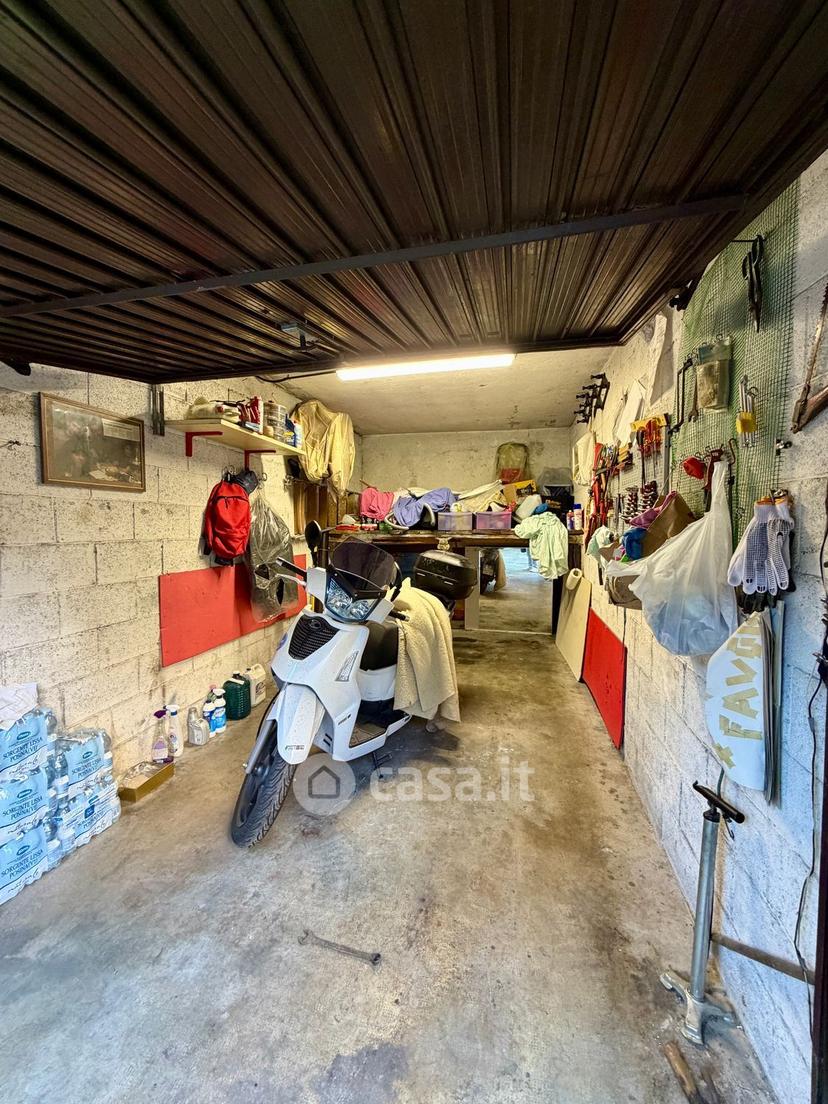 Trilocale in Viale Bolivia 8 — foto 38 di 43
