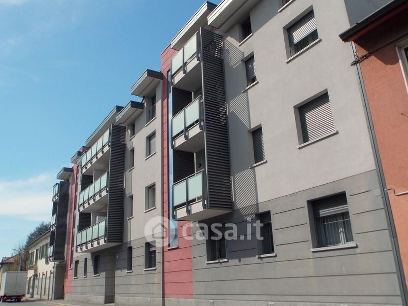 Trilocale in Via Volturno 26 — foto 31 di 34