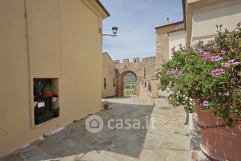 Quadrilocale in Via dei Frantoi — foto 16 di 16