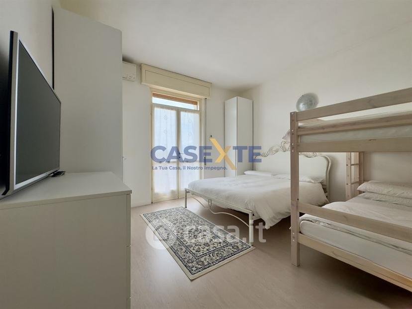 Trilocale in Via Como — foto 11 di 32