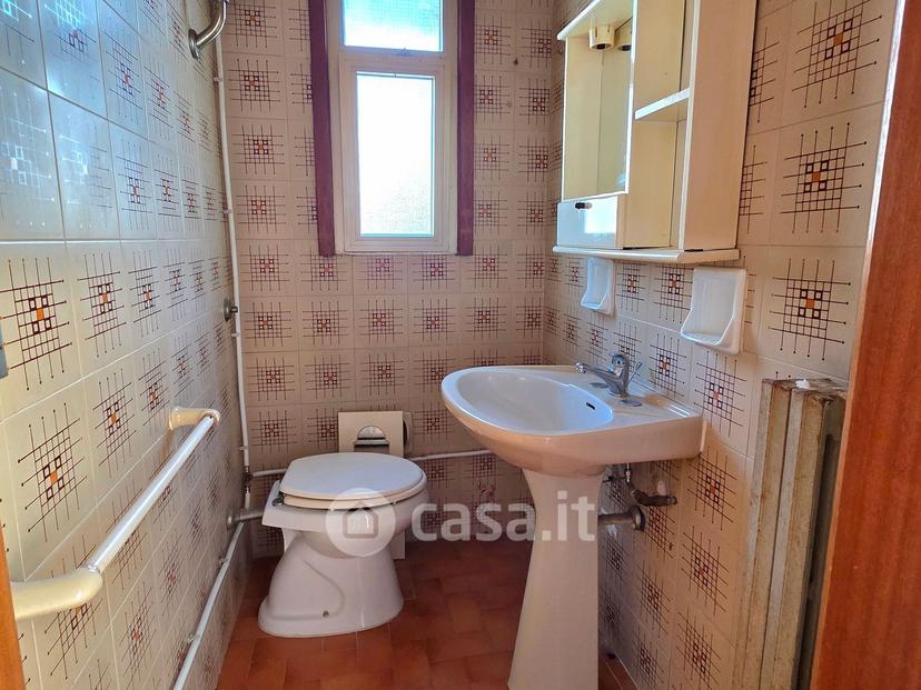 Quadrilocale in Via Giuseppe Verdi 33 — foto 40 di 40