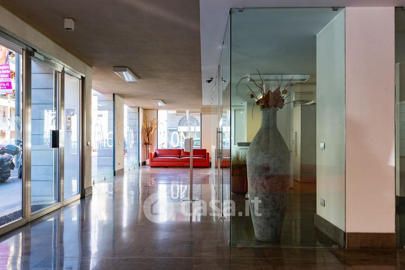 Trilocale in Viale Premuda 40 — foto 23 di 78