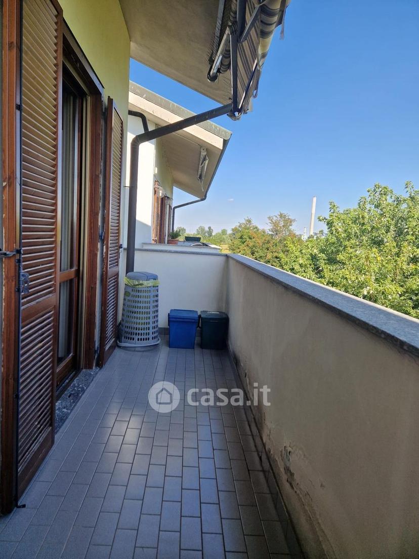 Trilocale in Via Ada Negri 10 — foto 9 di 15
