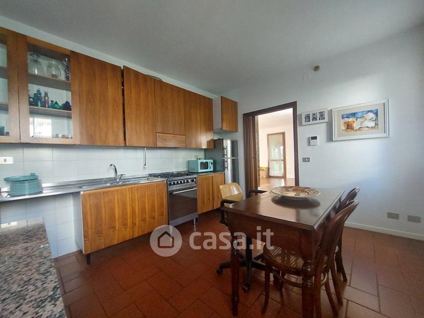 Villa in Via Miranese 11 — foto 32 di 38