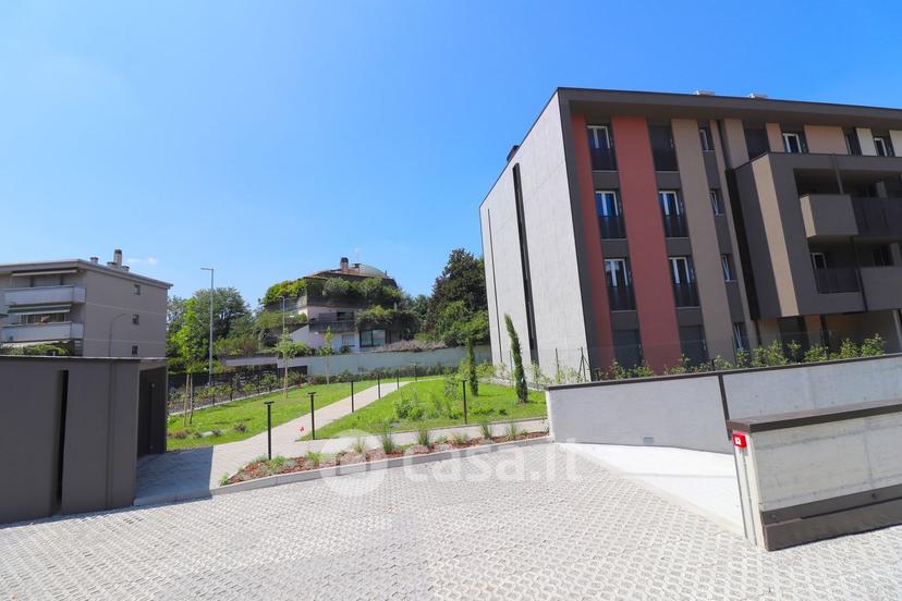 Trilocale in Via Francesco Baracca 16 — foto 17 di 21