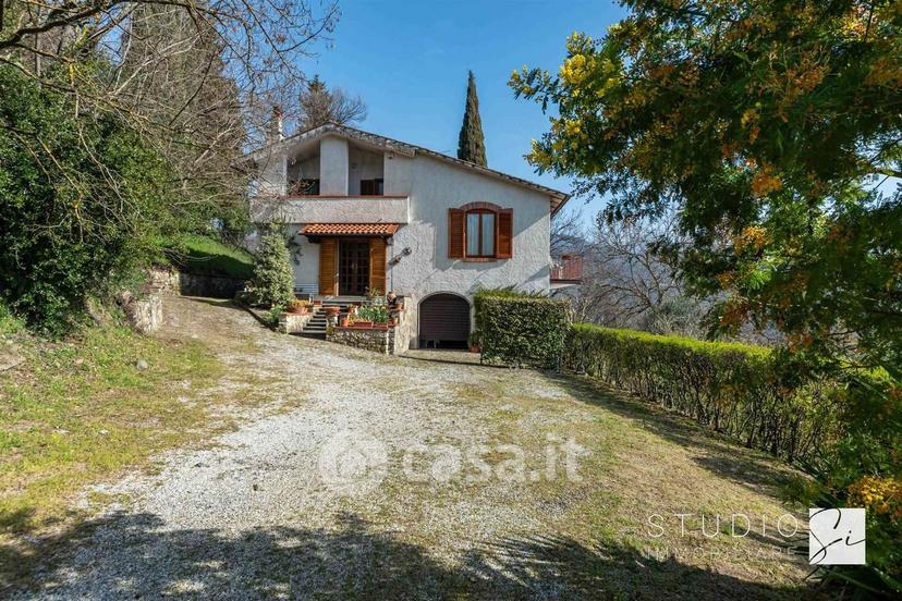 Villa in Via di Burgianico — foto 14 di 50