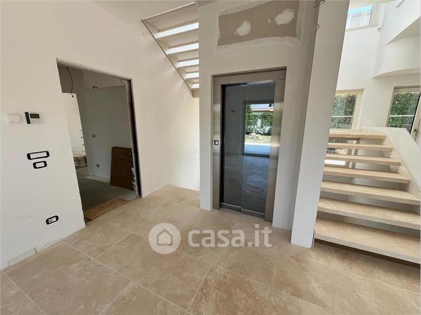Villa in Via Salvador Allende 55 — foto 15 di 31