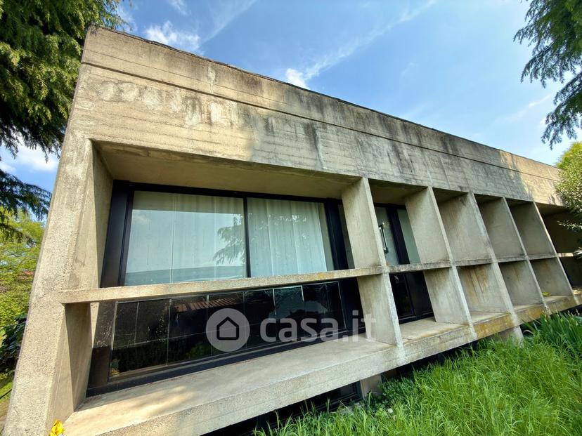 Villa in Via Giosuè Carducci 20 a — foto 122 di 182