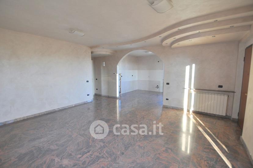 Villa in Via Sandro Pertini 5 — foto 23 di 32