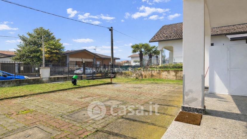 Bilocale in Via Alberone 7 — foto 7 di 11