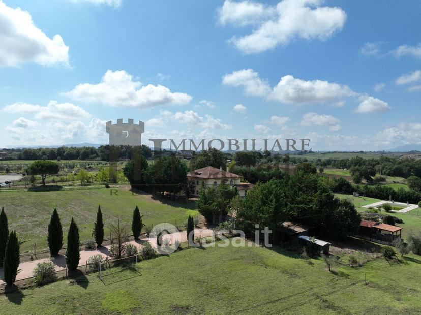 Villa in Via Vitellino — foto 17 di 42