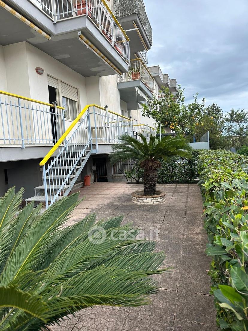 Quadrilocale in Via della Scafa 5 — foto 15 di 22