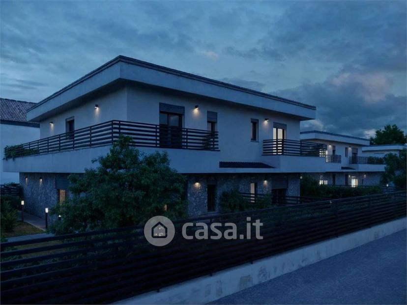 Villa in Via Alessandro Manzoni — foto 7 di 11