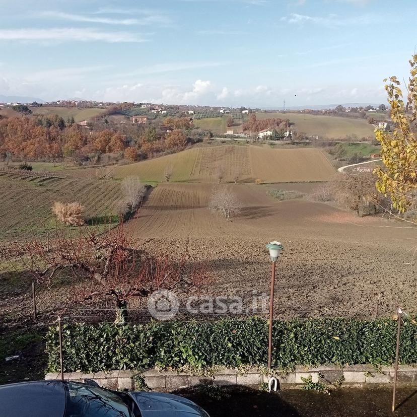 Villa in Contrada Vertecchia — foto 13 di 31