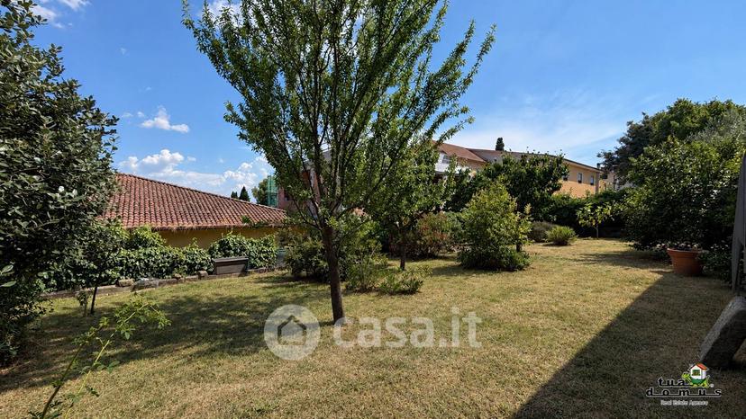 Villa in Via degli Ulivi 2 — foto 23 di 40