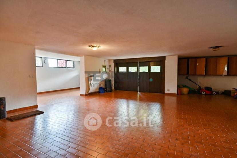 Villa in Viale Belvedere 14 — foto 37 di 77