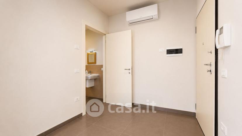 Monolocale in Via Ippolito Nievo — foto 14 di 18