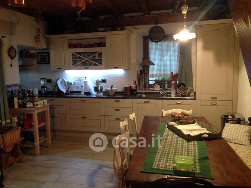 Villa in Frazione Cassego — foto 9 di 22